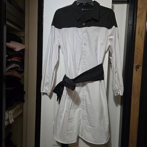 New York & Company Women's Poplin White & Black Colorblock Shirtdress W Belt L